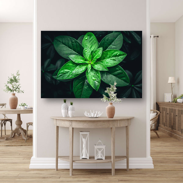 Levendige groene bladeren met dauwdruppelsposter