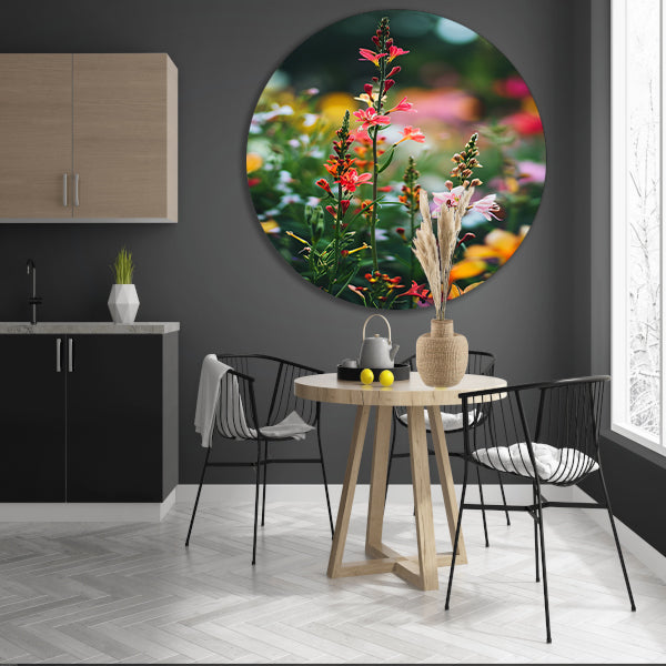 Kleurrijke Bloemenweide in Zomerlicht aluminium muurcirkel