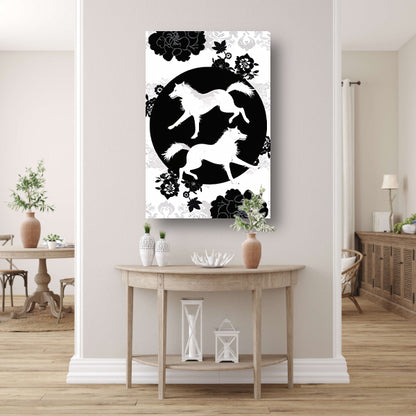 Zwart-wit silhouet van dansende wolven en bloemen canvas met baklijst