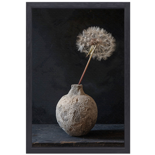 Oude vaas met delicate paardenbloem canvas met baklijst