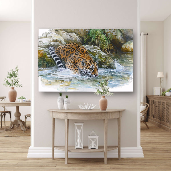 Realistische aquarel van een jaguar in water canvas met baklijst