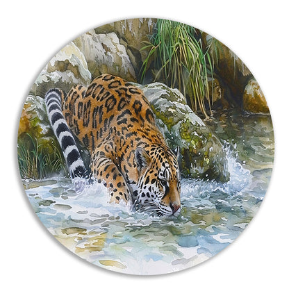 Realistische aquarel van een jaguar in water forex muurcirkel