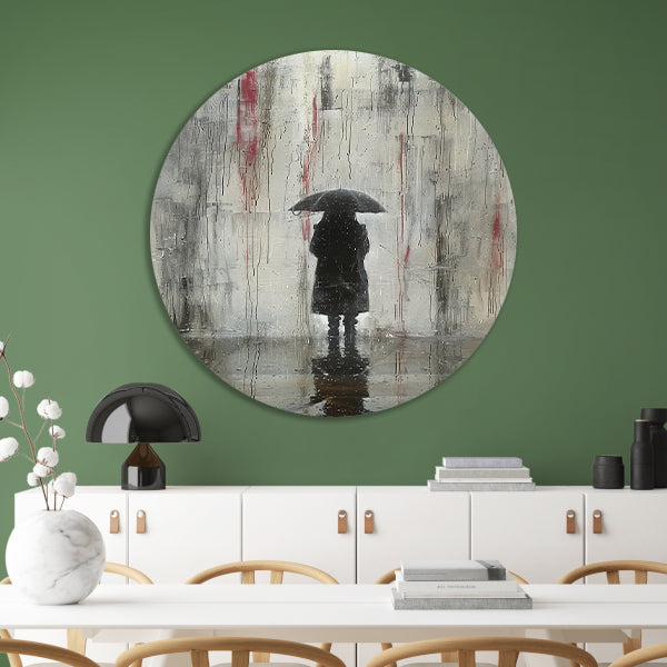 Eenzame Figuur Onder Reflecterende Regen aluminium muurcirkel