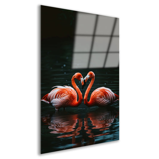Twee felgekleurde flamingo’s in donkere water acrylglas