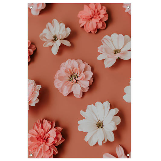 Minimalistische bloemen op oranje achtergrond tuinposter