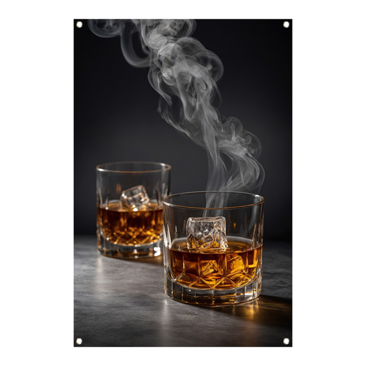 Elegante whiskeyglazen met rook op zwarte achtergrond tuinposter