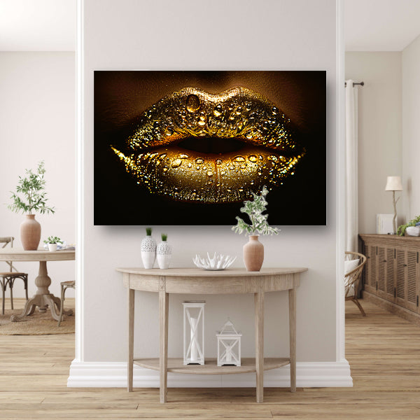 Gouden Glitters en Druppels op Donkere Lippen poster