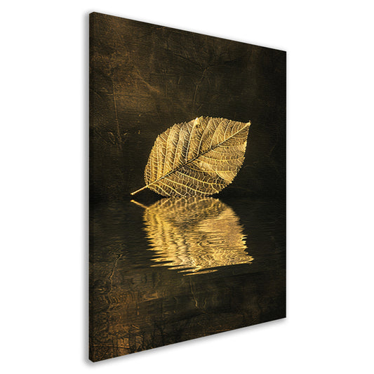 Verguld blad drijvend op sepia water canvas