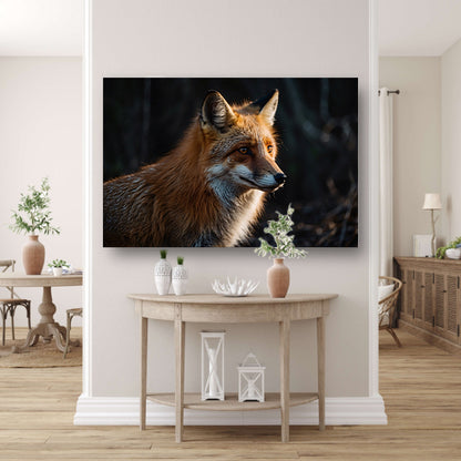 Prachtige vos in het donkere bos canvas met baklijst