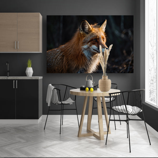 Prachtige vos in het donkere bos canvas met baklijst