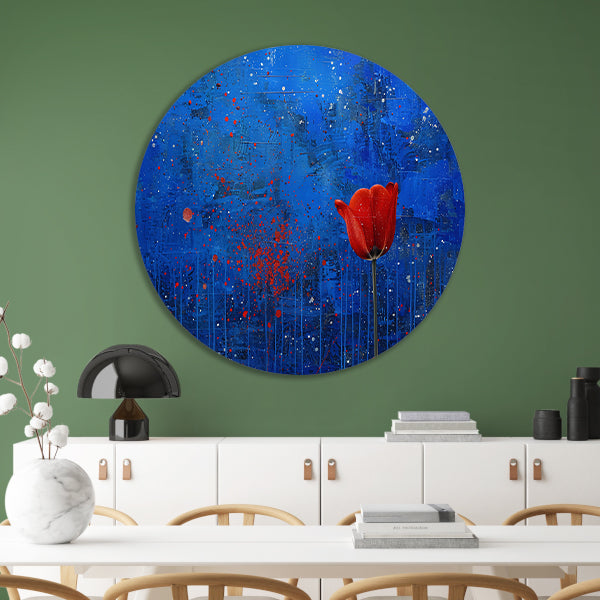 Abstracte tulp tegen dynamische blauwe achtergrond aluminium muurcirkel