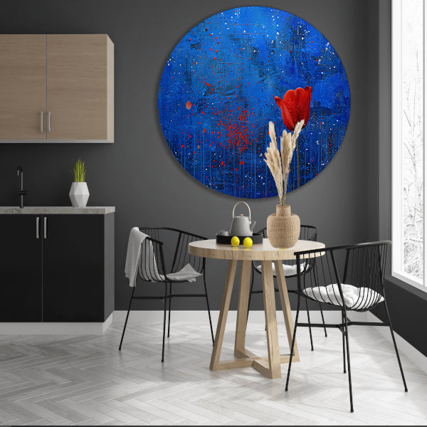 Abstracte tulp tegen dynamische blauwe achtergrond aluminium muurcirkel