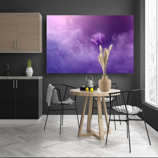 Paarse tulp in dromerige mist canvas met baklijst