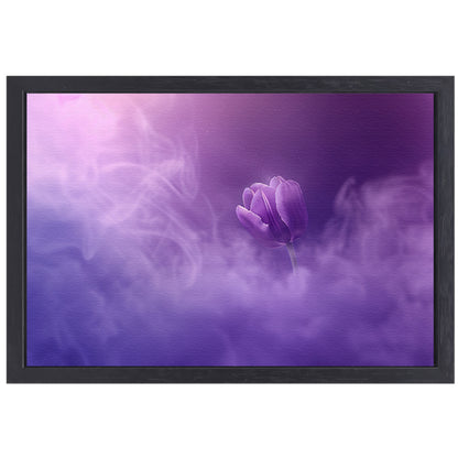 Paarse tulp in dromerige mist canvas met baklijst