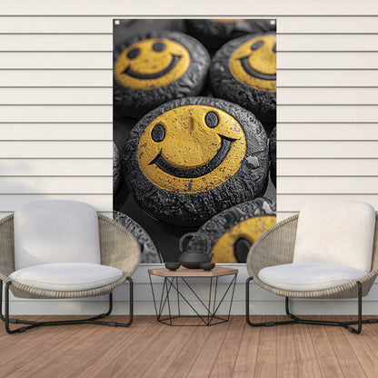 Close-up van gele smileys met waterdruppels tuinposter