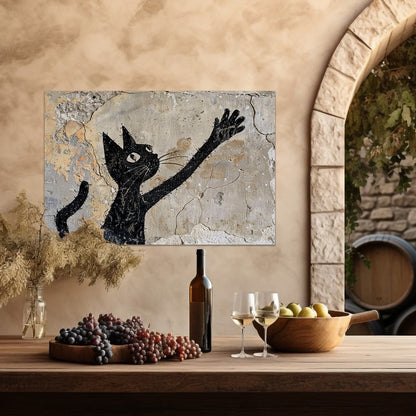 Zwarte kat op verweerde muur reikend omhoog tuinposter