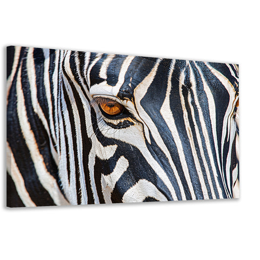 Zebra oog in indrukwekkende zwart-wit close-up canvas