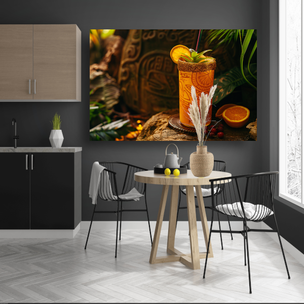 Glas sinaasappelsap op rots canvas met baklijst