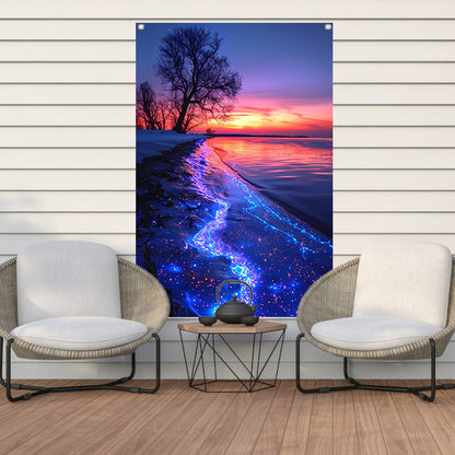 Magisch gloeiend strand bij zonsondergang tuinposter