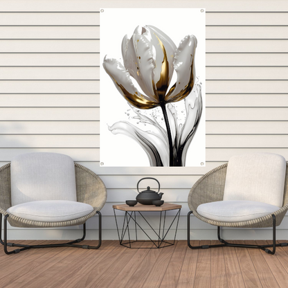 Abstracte witte en gouden tulp met druppels tuinposter