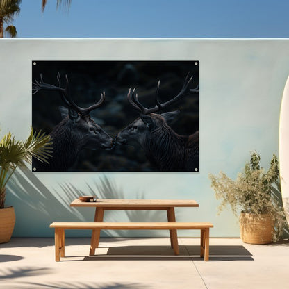 Twee herten met indrukwekkende geweien tuinposter