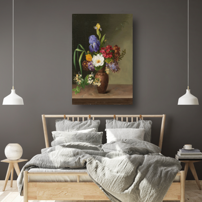 Vaas in Griekse stijl met iris, zuring en kamperfoelie - Hermania Neergaard canvas met baklijst