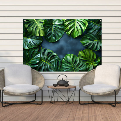 Monstera Bladeren op Blauwe Achtergrond tuinposter