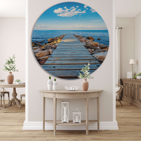 Houten steiger leidt naar serene blauwe zee aluminium muurcirkel