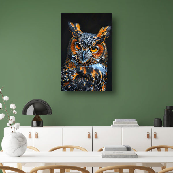 Hyperrealistische Uil met Intense Ogen en Kleurrijke Veren canvas