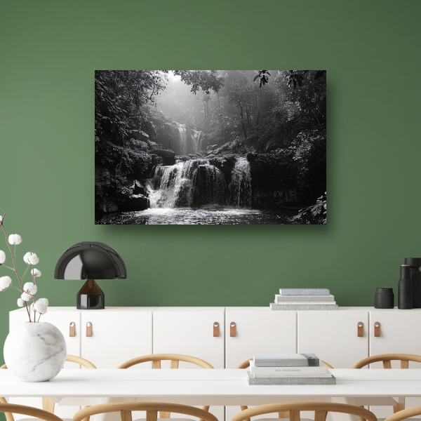 Klassieke Zwart-Wit Waterval canvas met baklijst