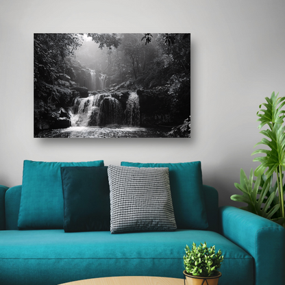 Klassieke Zwart-Wit Waterval canvas met baklijst