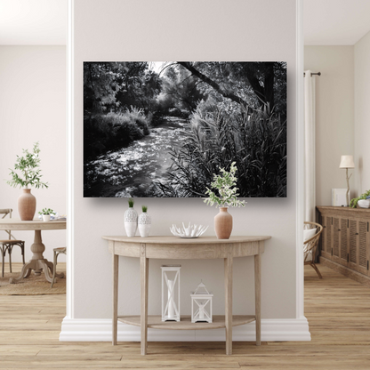 Stromend water langs de oevers acrylglas