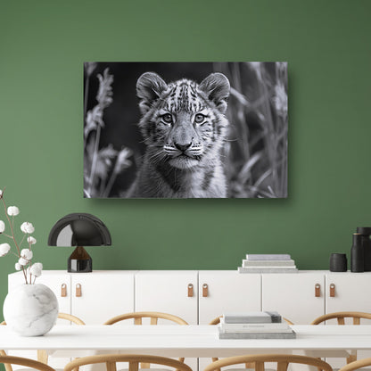Zwart-wit foto van een jonge welp poster