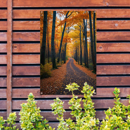 Betoverend herfstbos met kleurrijke bladeren tuinposter
