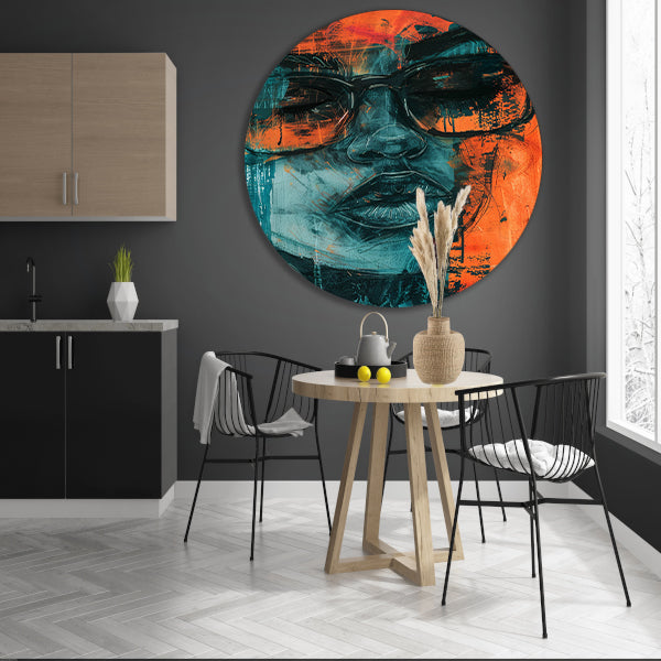 Kleurrijk expressief portret van vrouw met bril aluminium muurcirkel