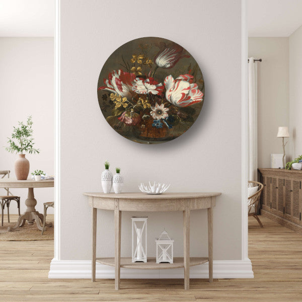 Tulpen en andere bloemen in een glazen vaas - Hans Bollongier aluminium muurcirkel
