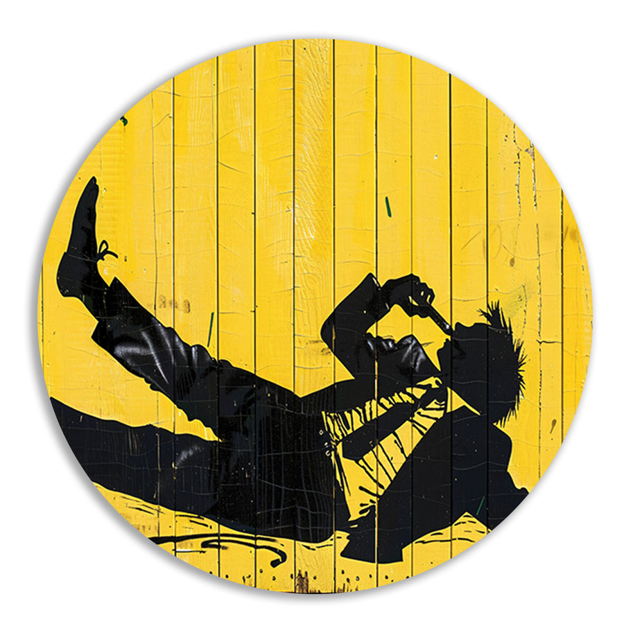 Silhouet van roker op gele achtergrond   aluminium muurcirkel