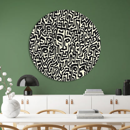 Abstract zwart-wit kunstwerk met gezichten aluminium muurcirkel