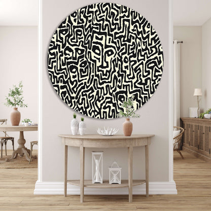 Abstract zwart-wit kunstwerk met gezichten aluminium muurcirkel