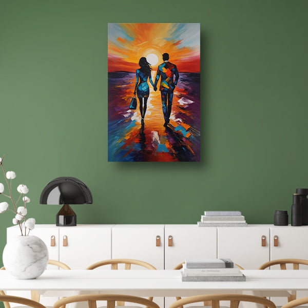 Stijlvol paar wandelt tijdens kleurrijke zonsondergang poster