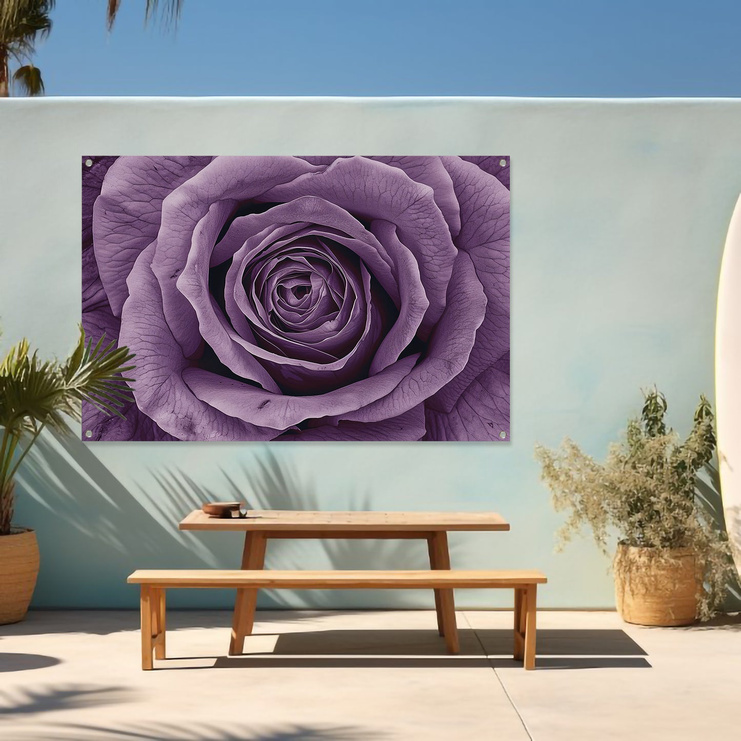 Surrealistische paarse roos met gedetailleerde blaadjes tuinposter