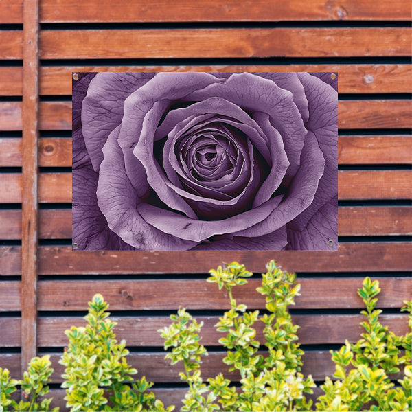 Surrealistische paarse roos met gedetailleerde blaadjes tuinposter