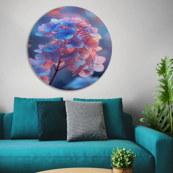 Close-up van een blauwe bloem met roze gloed aluminium muurcirkel