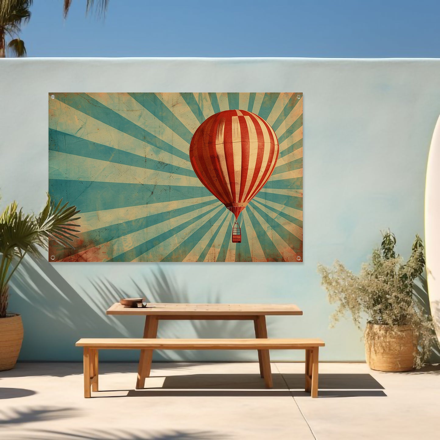 Vintage luchtballon met dynamische stralen tuinposter