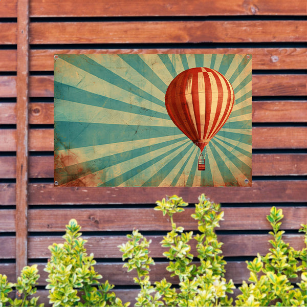 Vintage luchtballon met dynamische stralen tuinposter