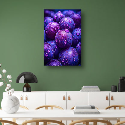 Close-up van paarse druiven met dauwdruppels canvas met baklijst