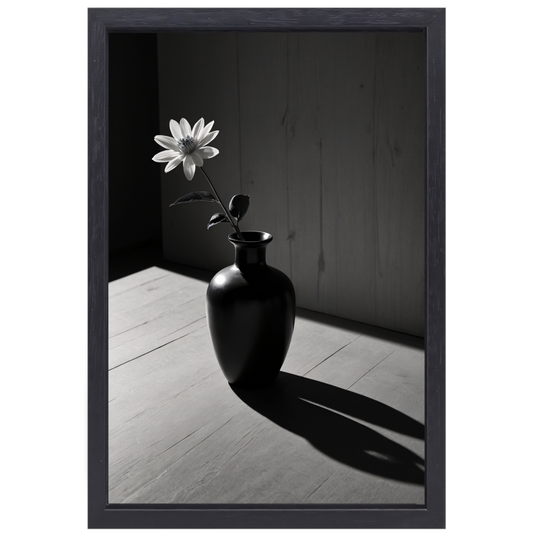 Een stilleven met bloem en schaduwen canvas met baklijst