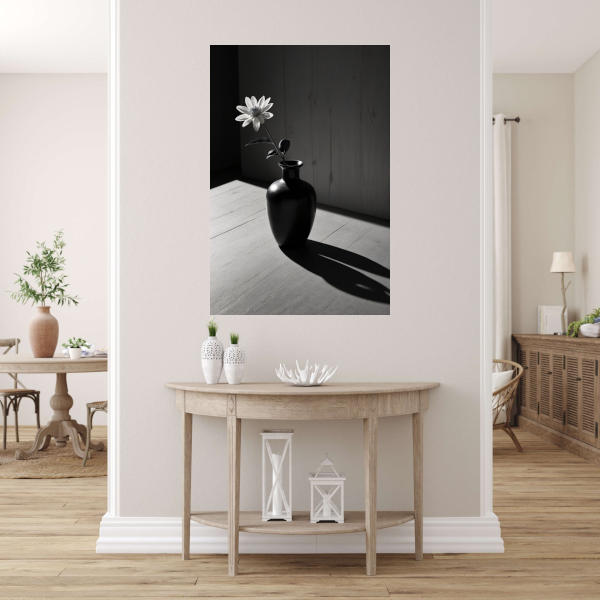Een stilleven met bloem en schaduwen poster
