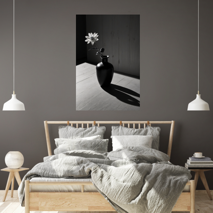 Een stilleven met bloem en schaduwen canvas met baklijst