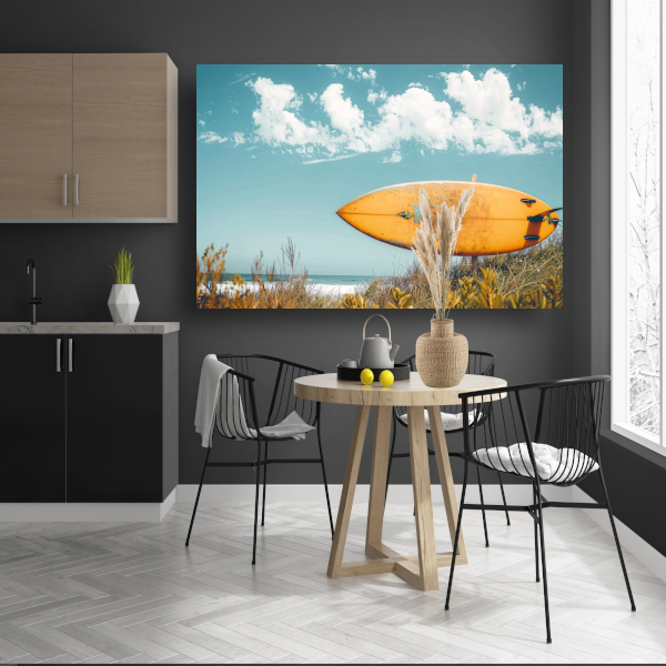 Minimalistische surfplank op het strand canvas